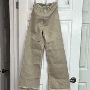 Zara High-Waisted Beige Wide-Leg Jeans